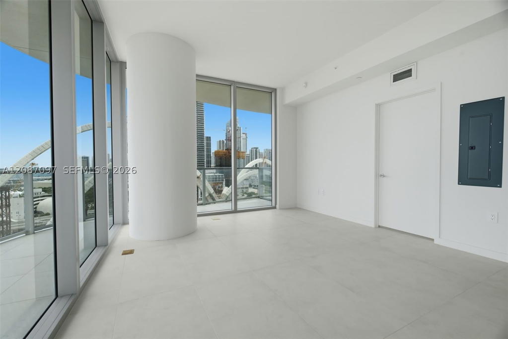 Real estate property located at 1400 Biscayne Blvd #1801, Miami-dade, Casa Bella, Miami, FL