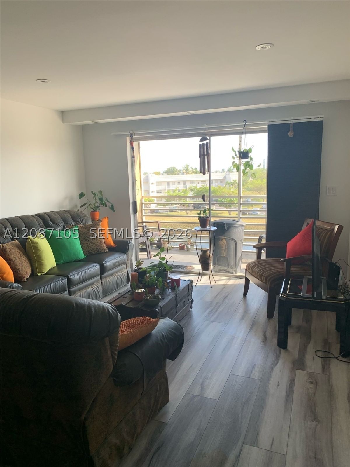 Real estate property located at 3120 Pine Island Rd #410, Broward, Sun Run Condo, Sunrise, FL