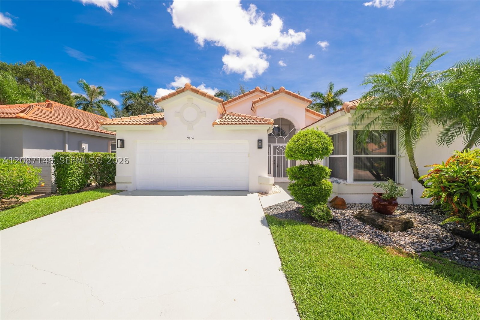 Real estate property located at 9706 Harbour Lake Cir, Palm Beach, Palm Isles, Boynton Beach, FL