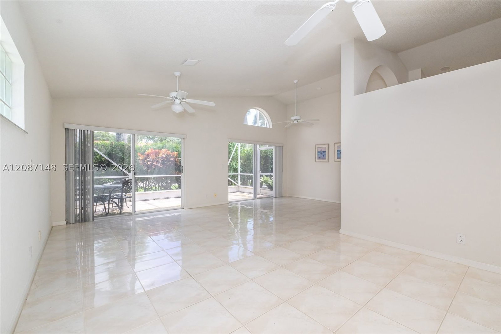 Real estate property located at 9706 Harbour Lake Cir, Palm Beach, Palm Isles, Boynton Beach, FL