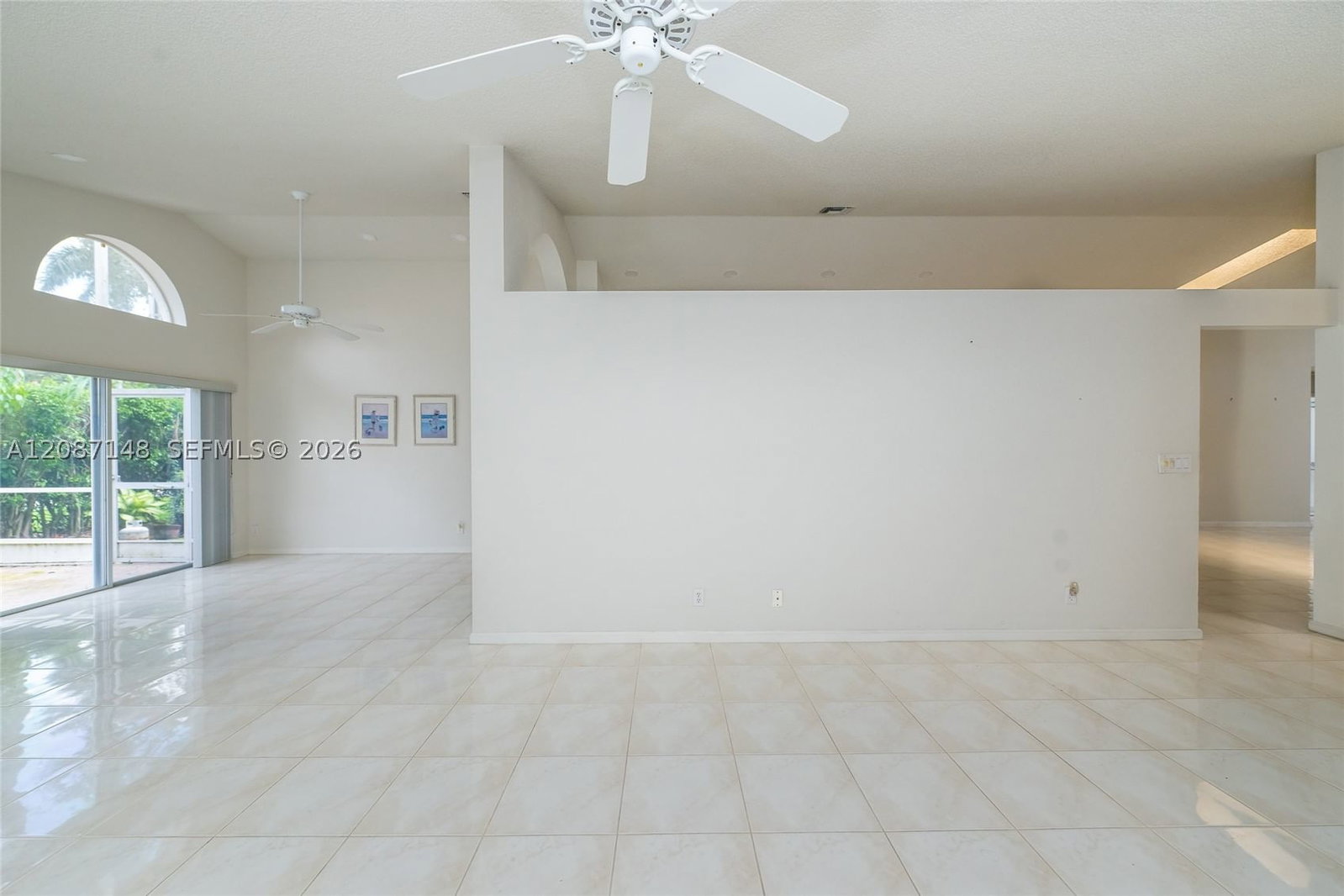 Real estate property located at 9706 Harbour Lake Cir, Palm Beach, Palm Isles, Boynton Beach, FL