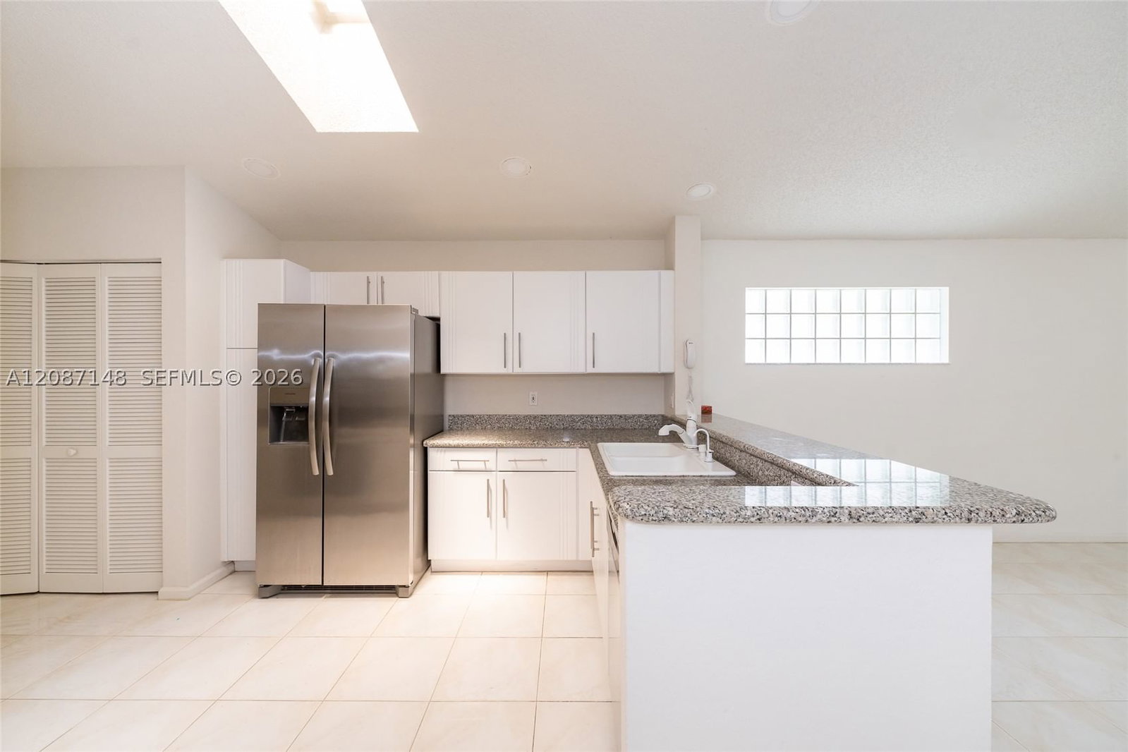 Real estate property located at 9706 Harbour Lake Cir, Palm Beach, Palm Isles, Boynton Beach, FL