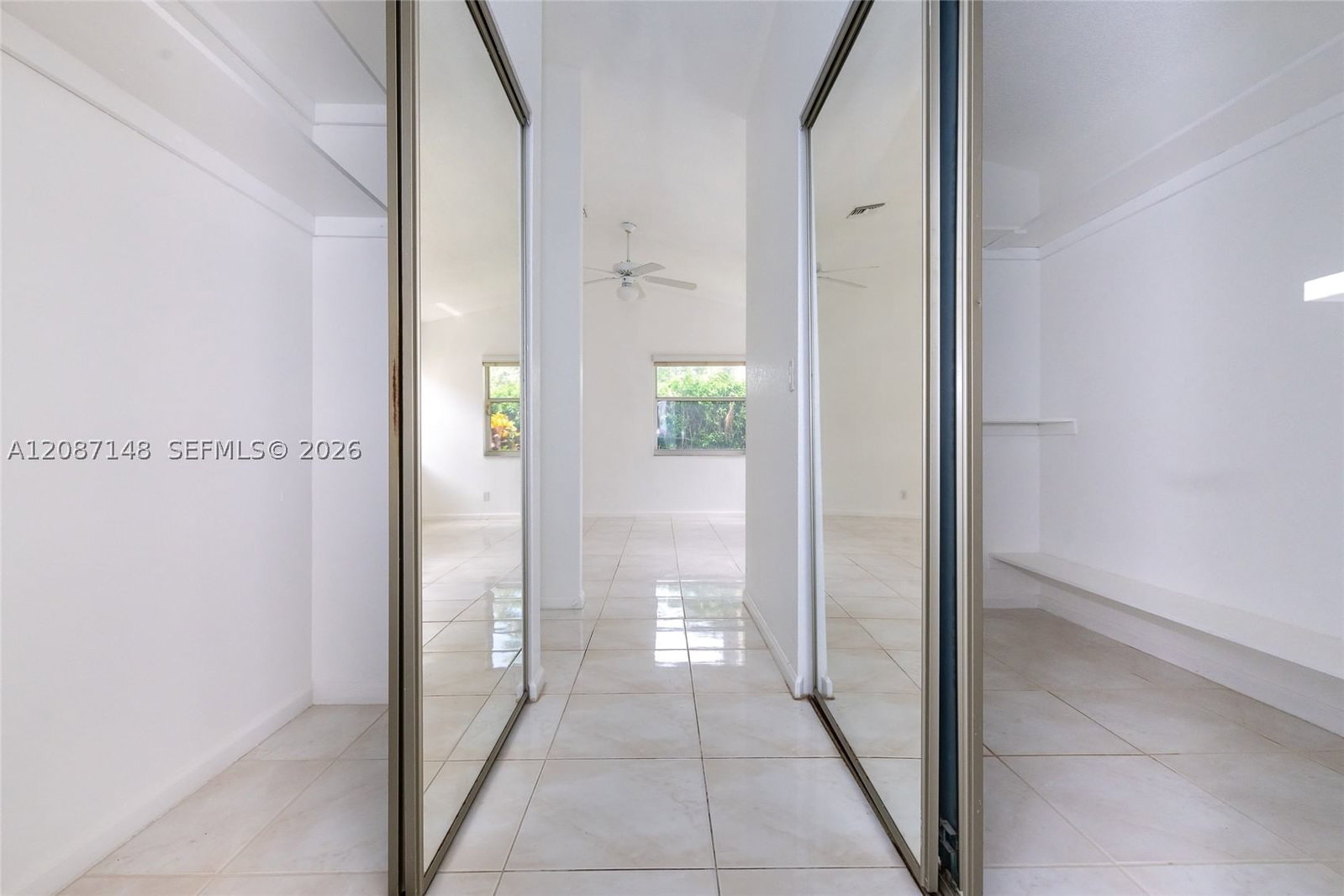 Real estate property located at 9706 Harbour Lake Cir, Palm Beach, Palm Isles, Boynton Beach, FL