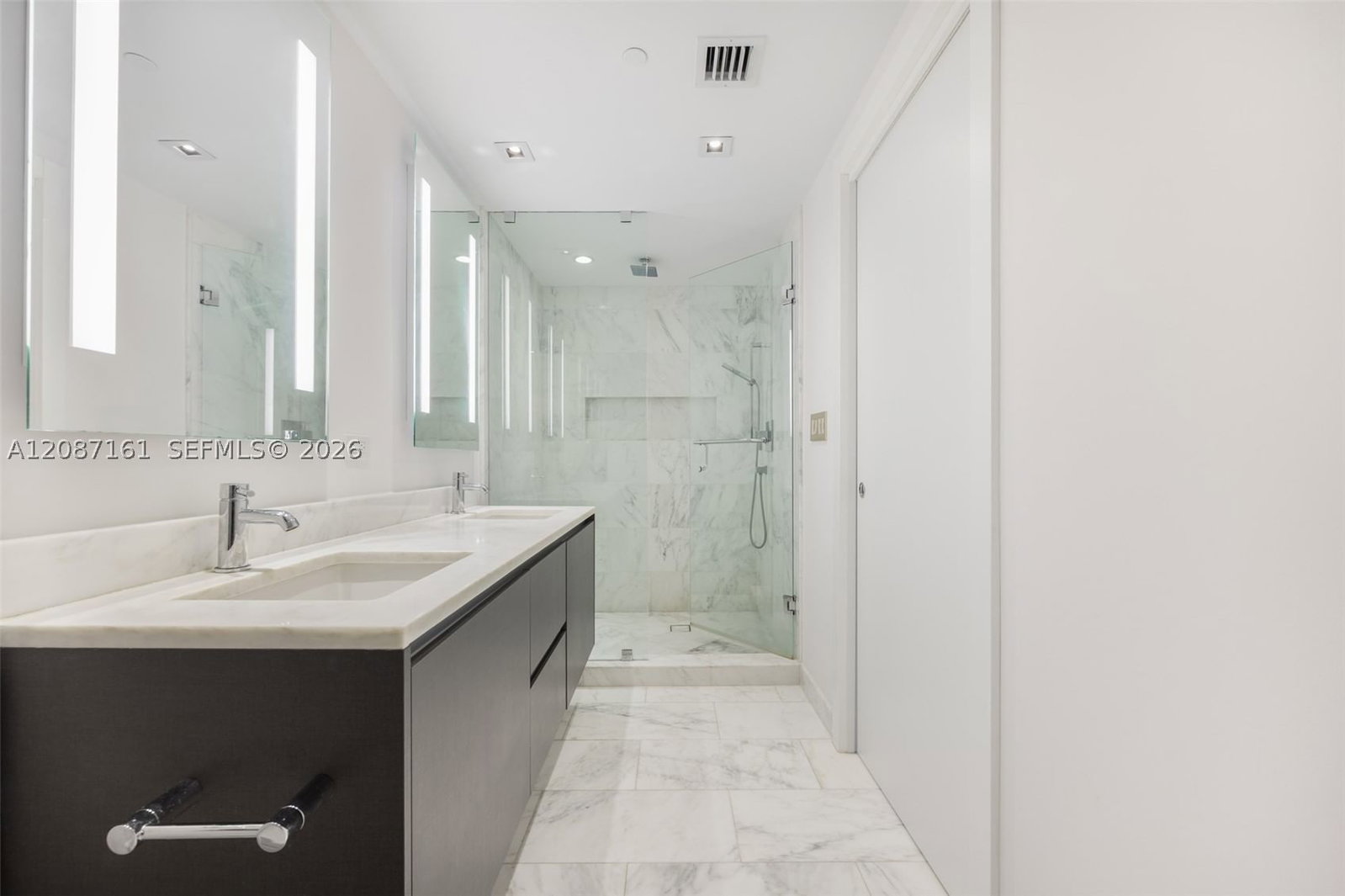 Real estate property located at 1451 Brickell Ave #1901, Miami-dade, Echo Brickell Condo, Miami, FL