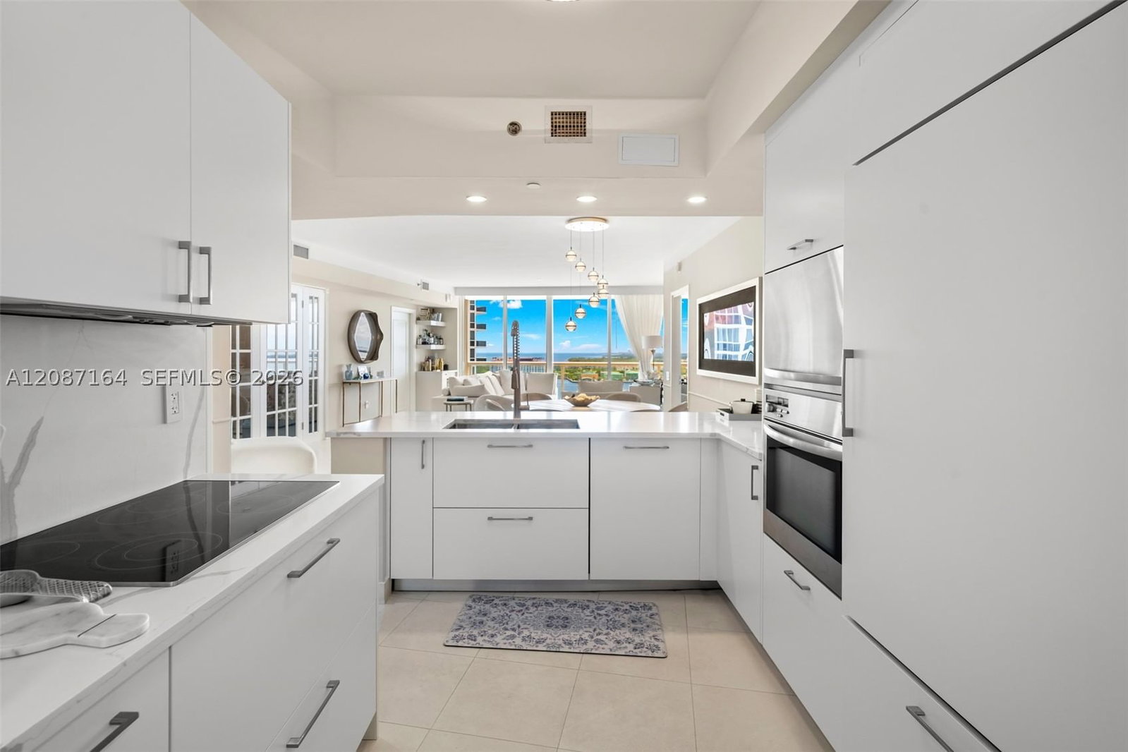 Real estate property located at 450 Alton Rd #2105, Miami-dade, Icon Condo, Miami Beach, FL