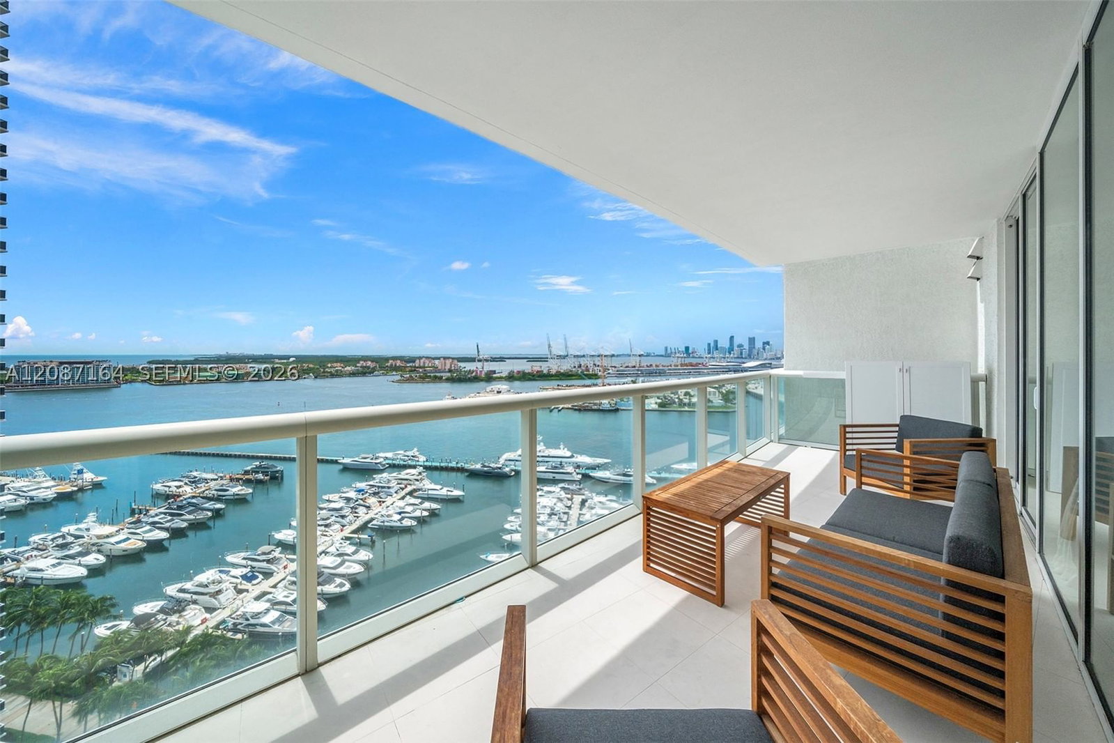 Real estate property located at 450 Alton Rd #2105, Miami-dade, Icon Condo, Miami Beach, FL