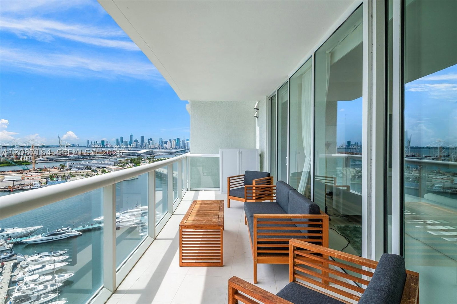 Real estate property located at 450 Alton Rd #2105, Miami-dade, Icon Condo, Miami Beach, FL