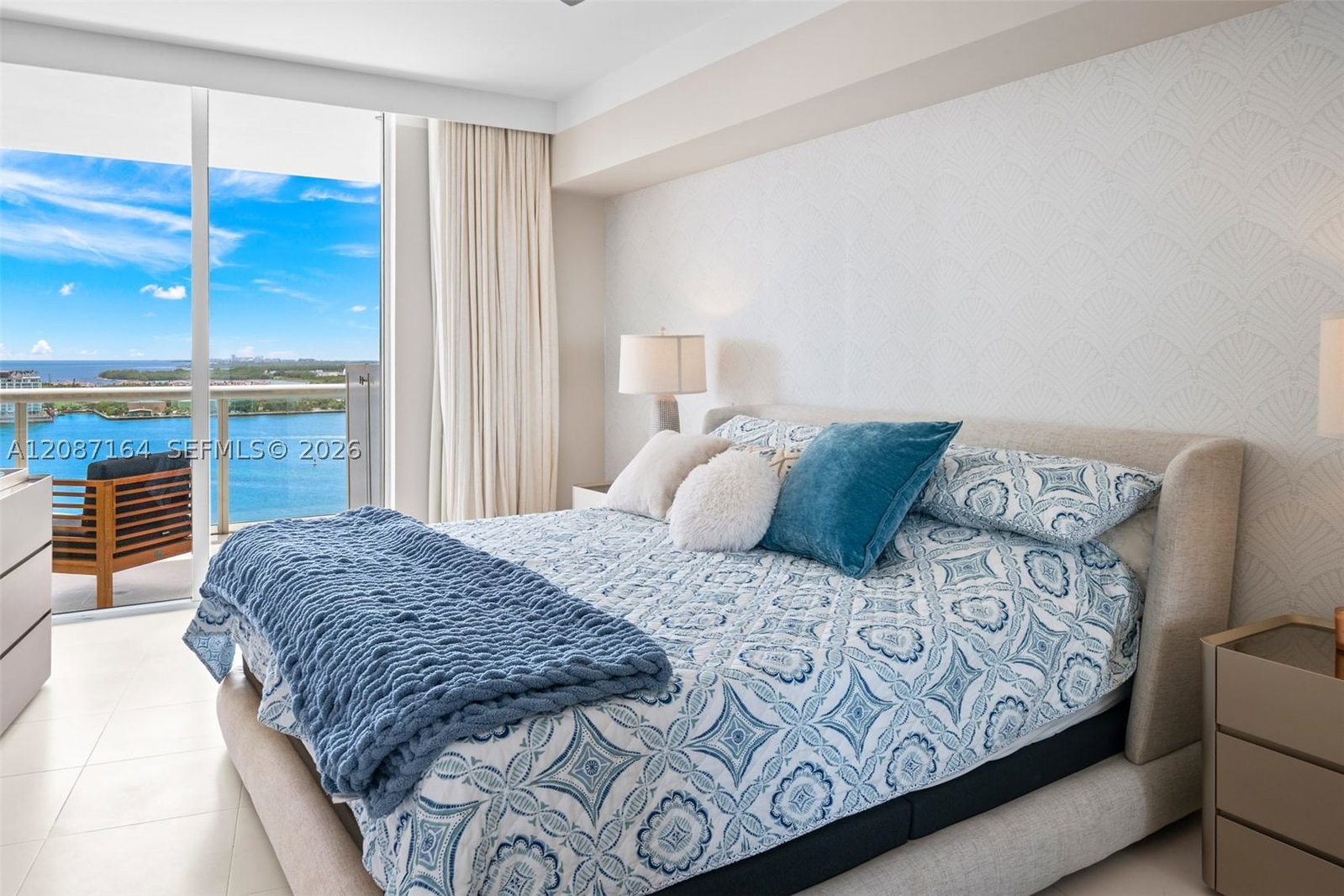 Real estate property located at 450 Alton Rd #2105, Miami-dade, Icon Condo, Miami Beach, FL