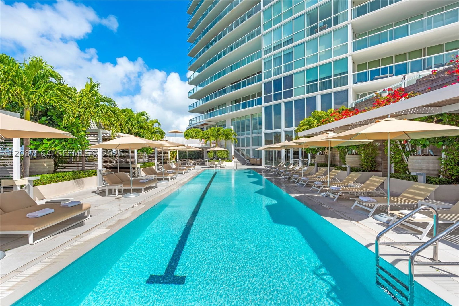 Real estate property located at 450 Alton Rd #2105, Miami-dade, Icon Condo, Miami Beach, FL