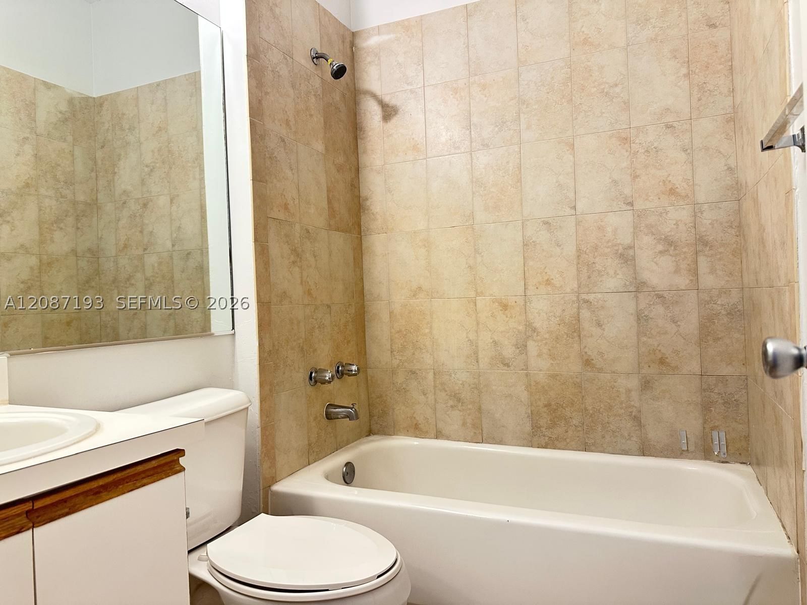 Real estate property located at 631 Cypress Lake Blvd H17, Broward, Waters Edge At Deerfield, Deerfield Beach, FL