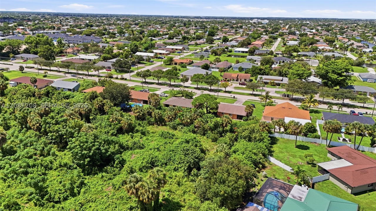 Real estate property located at , Lee, Cape Coral, Cape Coral, FL
