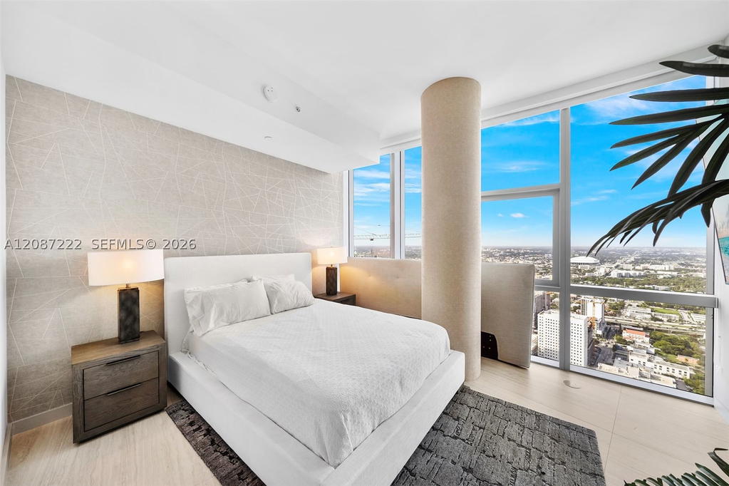 Real estate property located at 851 1st Ave #5312, Miami-dade, Paramount Miami Worldcent, Miami, FL