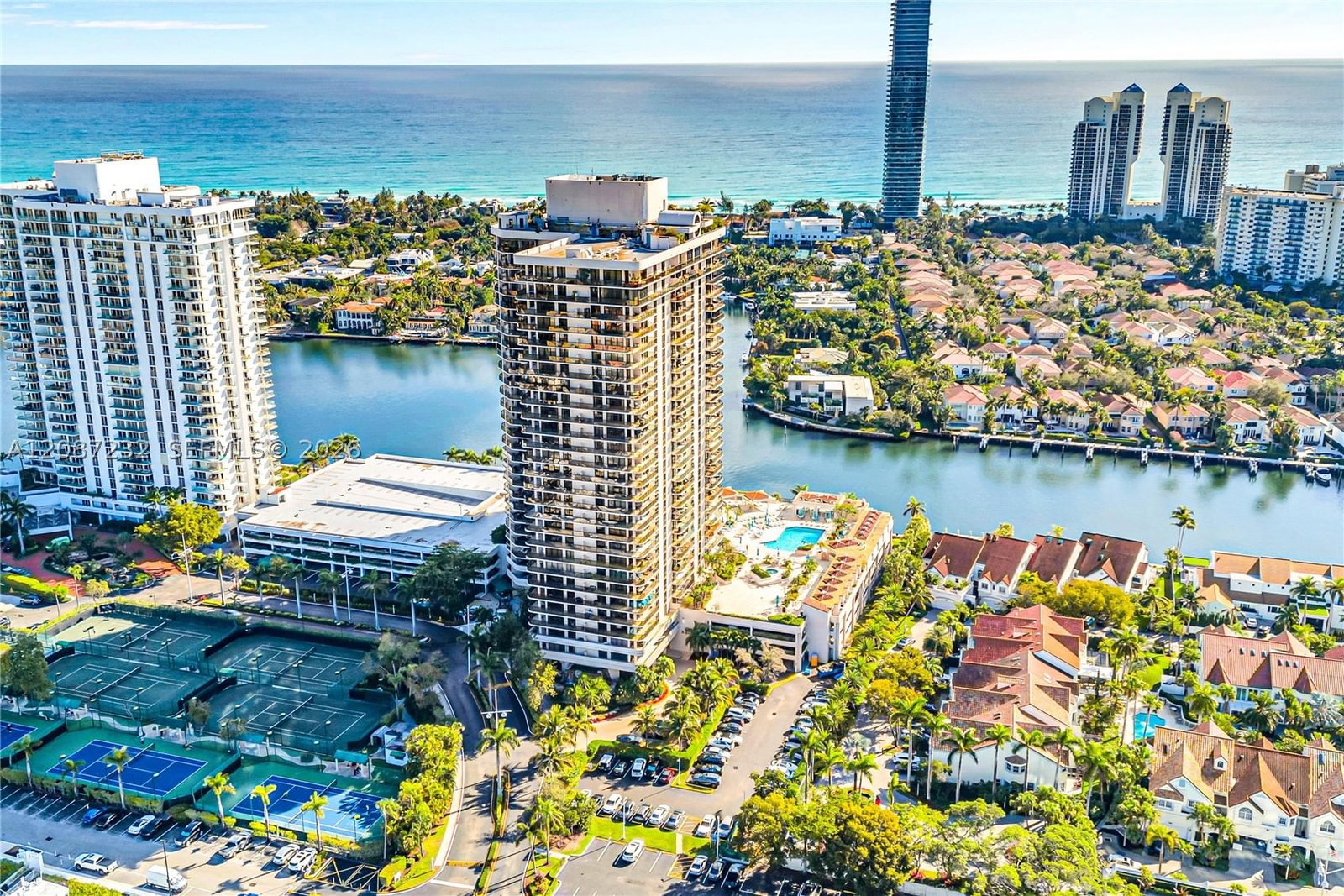 Real estate property located at 19667 Turnberry Way #25K, Miami-dade, Turnberry Isle South Cond, Aventura, FL