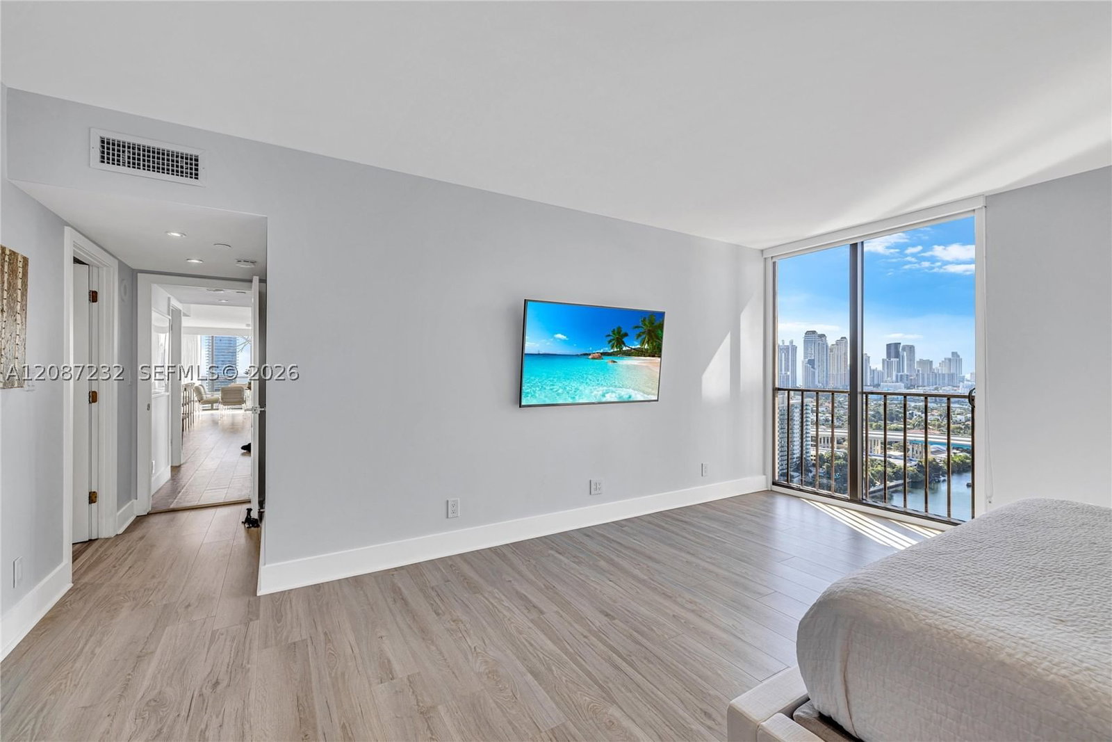 Real estate property located at 19667 Turnberry Way #25K, Miami-dade, Turnberry Isle South Cond, Aventura, FL