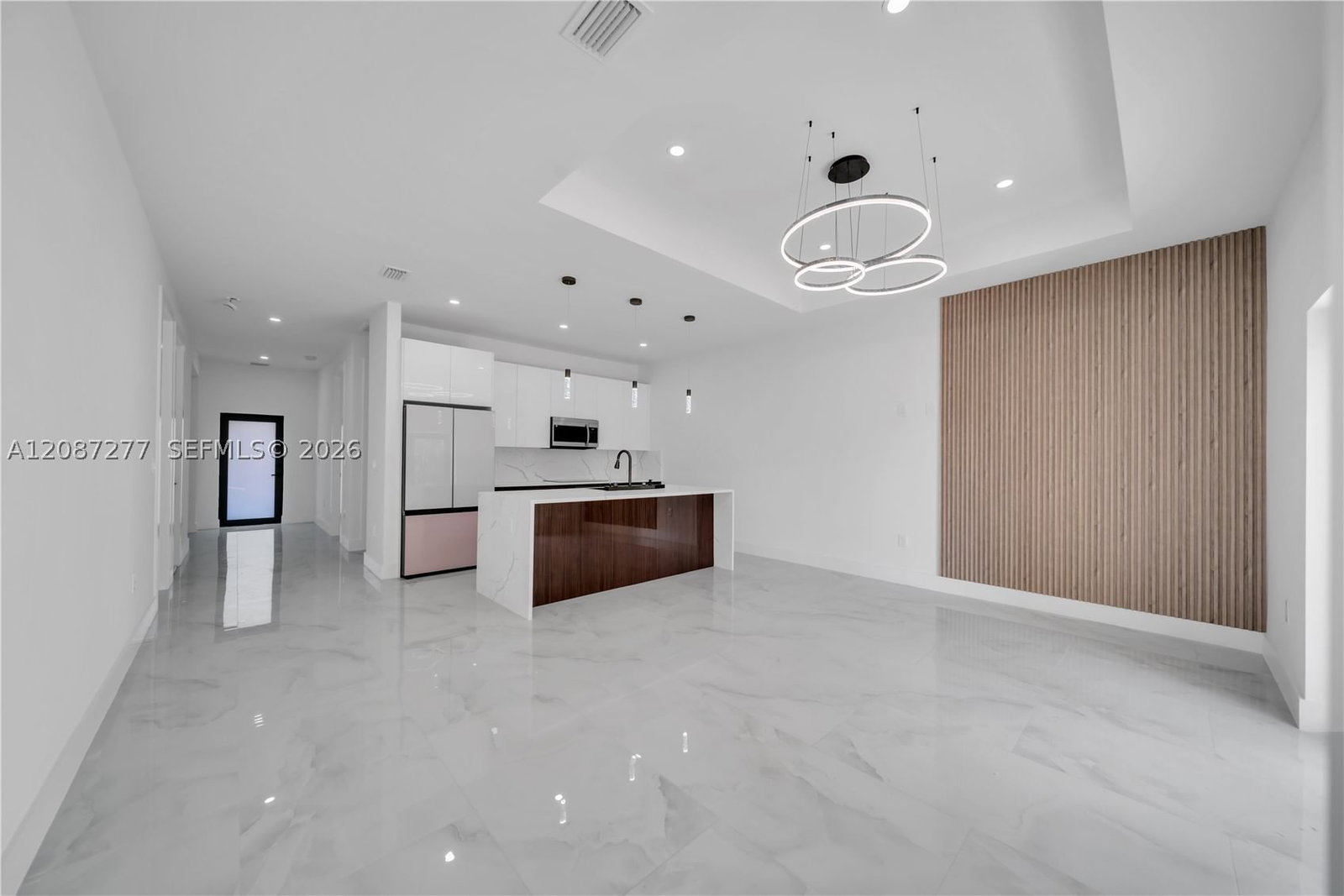 Real estate property located at 243-245 GREENBRIAR BLVD, Lee, Greenbriar, Lehigh Acres, FL