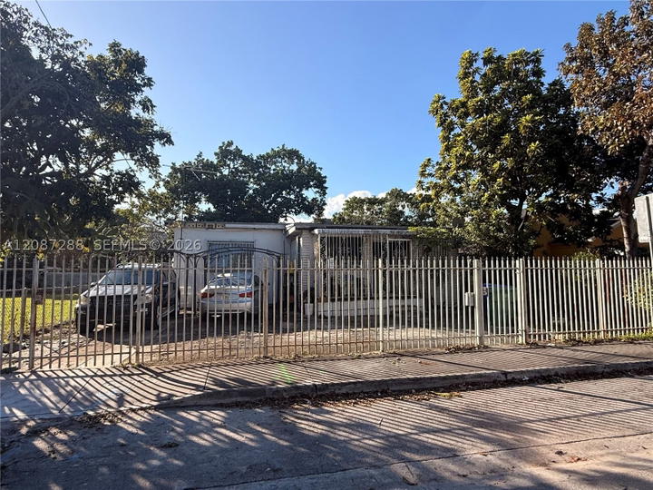 Real estate property located at 2834 11th Ave, Miami-dade, Santa Clara Sub, Miami, FL