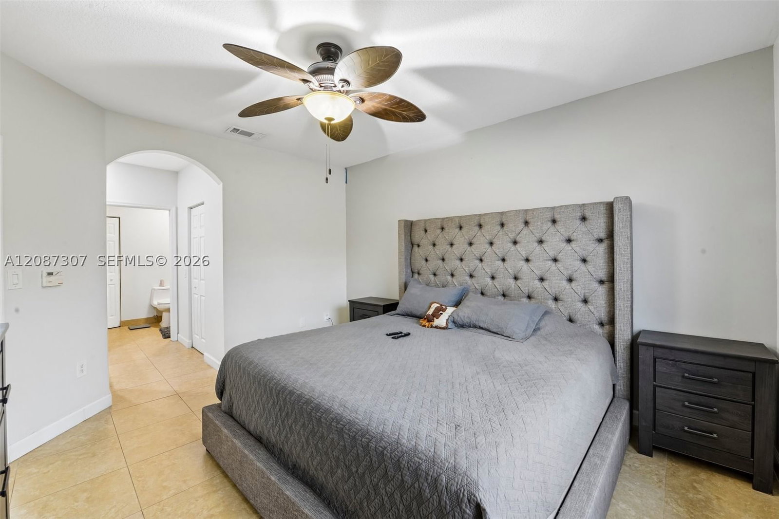 Real estate property located at 14127 51st Ln, Broward, Escada 174-84 B, Miramar, FL
