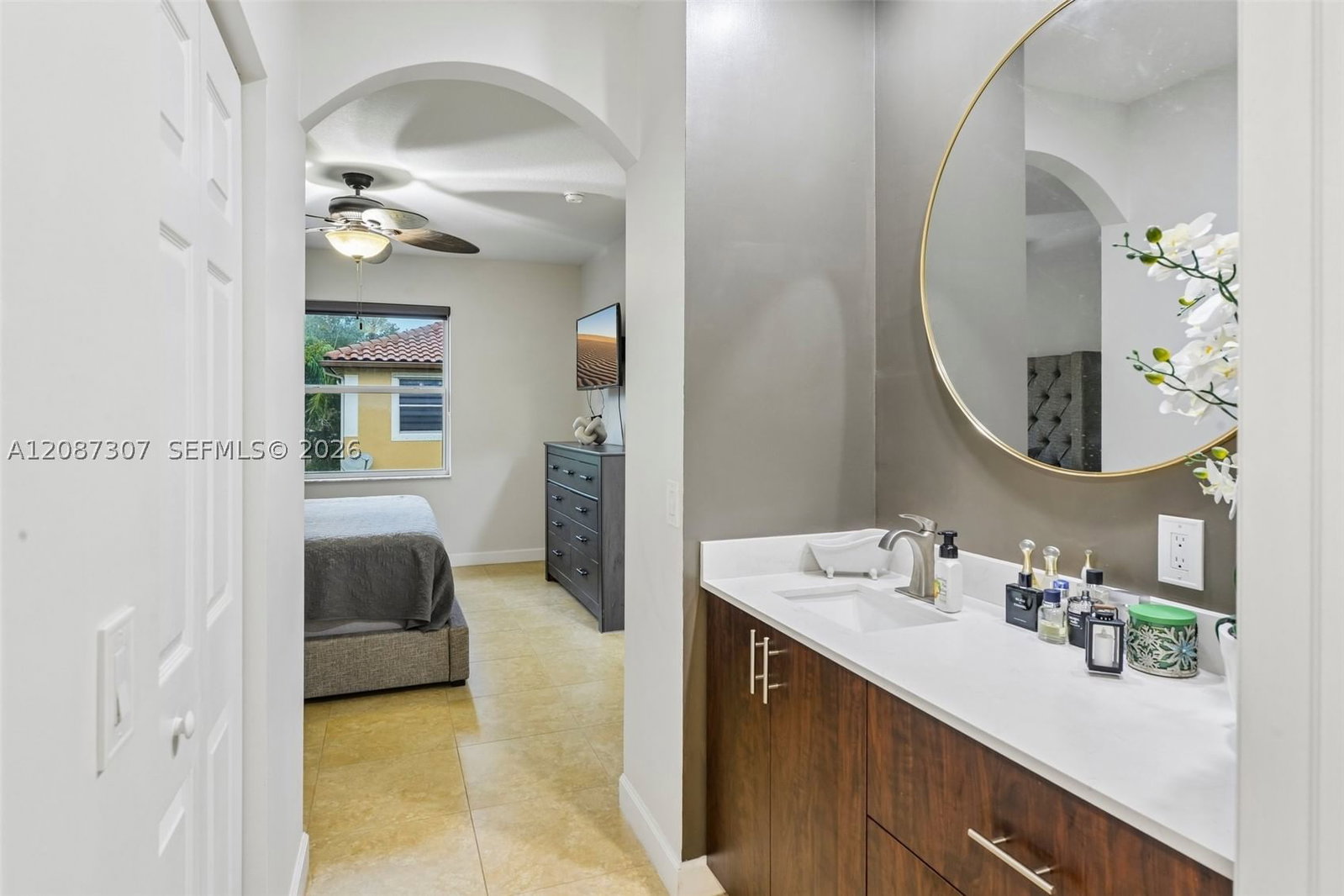 Real estate property located at 14127 51st Ln, Broward, Escada 174-84 B, Miramar, FL