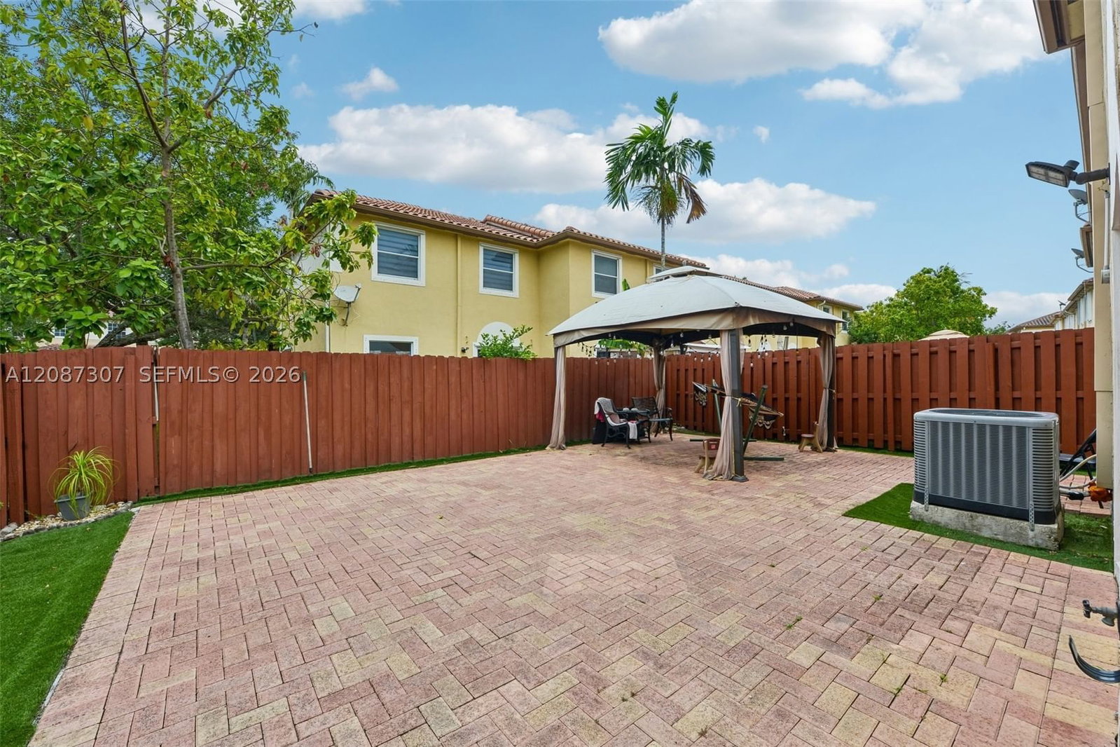Real estate property located at 14127 51st Ln, Broward, Escada 174-84 B, Miramar, FL
