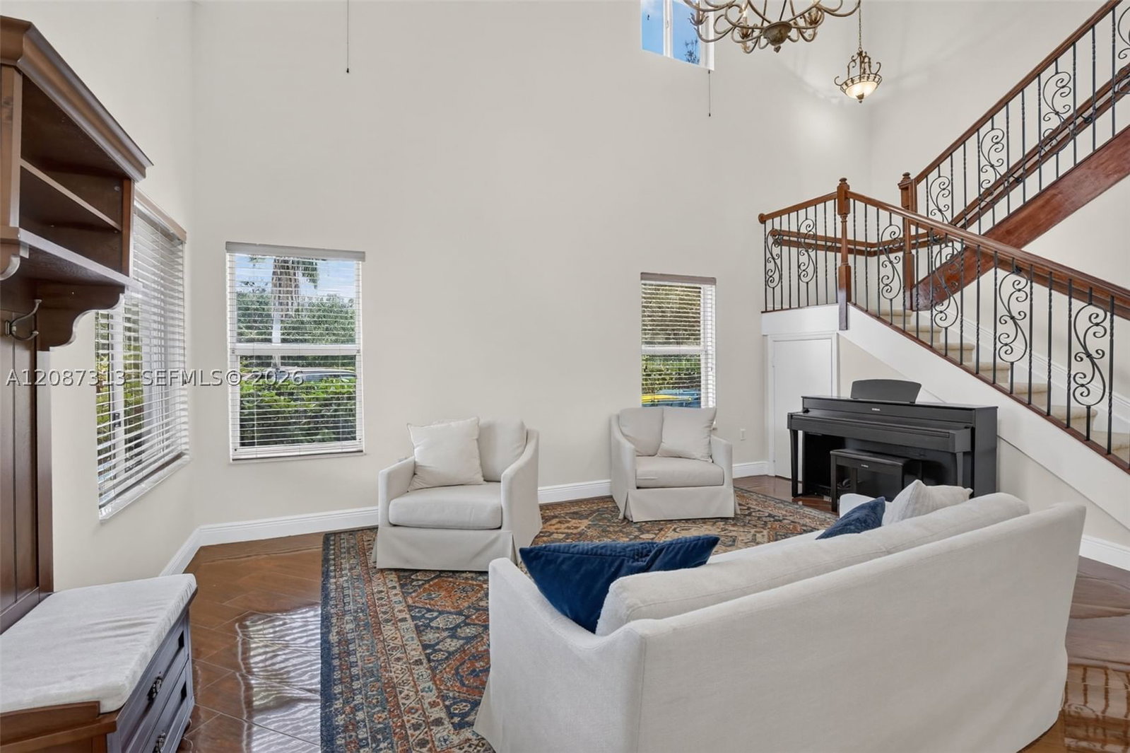 Real estate property located at 8210 Phoenician Court, Broward, Phoenician Cove, Davie, FL