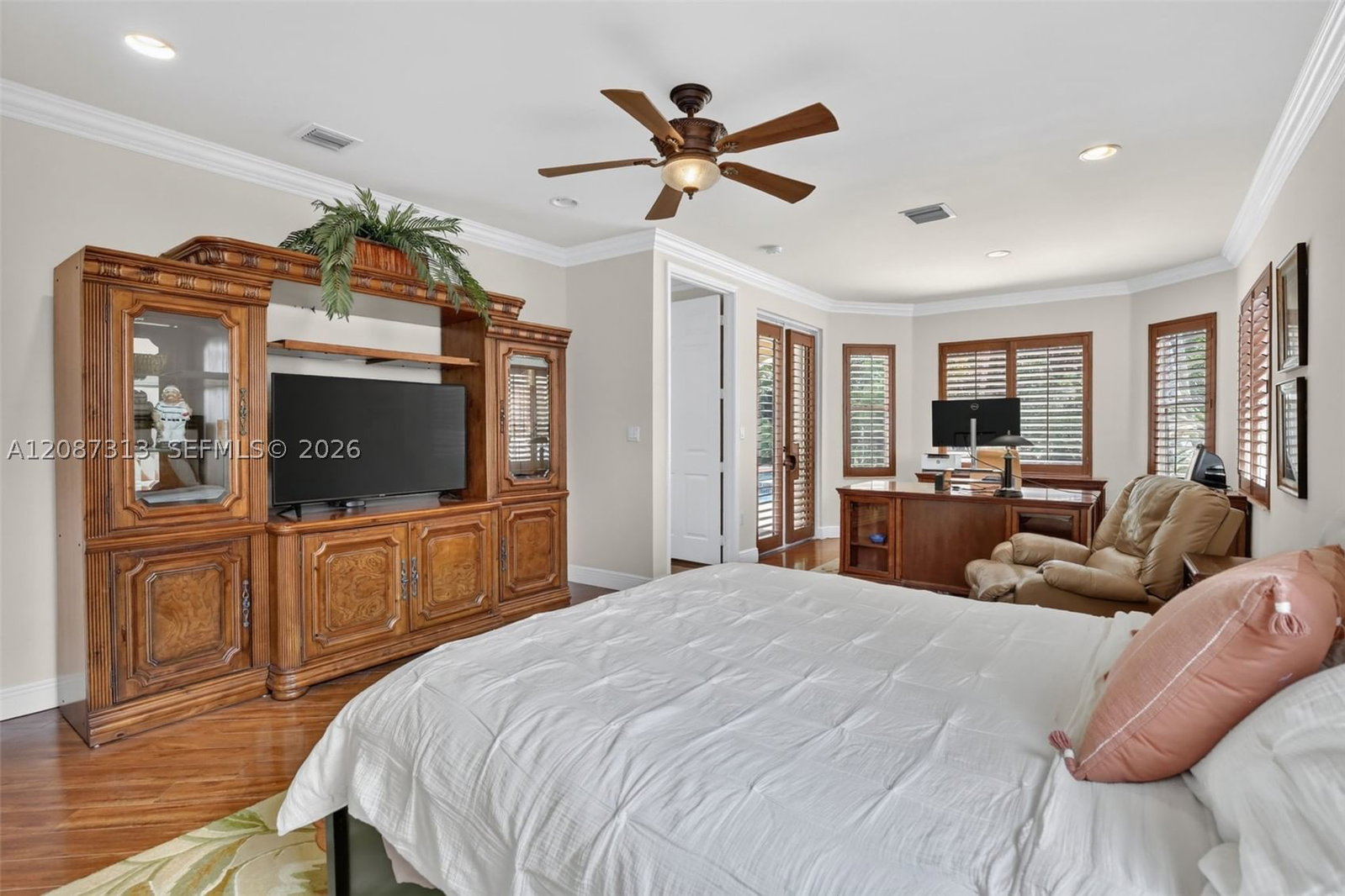 Real estate property located at 8210 Phoenician Court, Broward, Phoenician Cove, Davie, FL