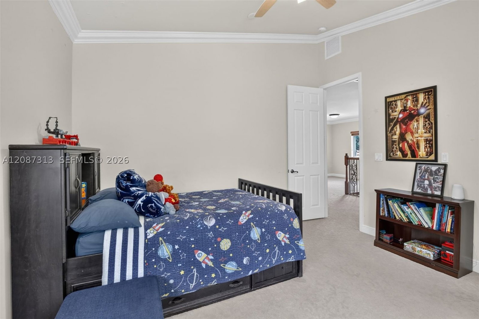 Real estate property located at 8210 Phoenician Court, Broward, Phoenician Cove, Davie, FL