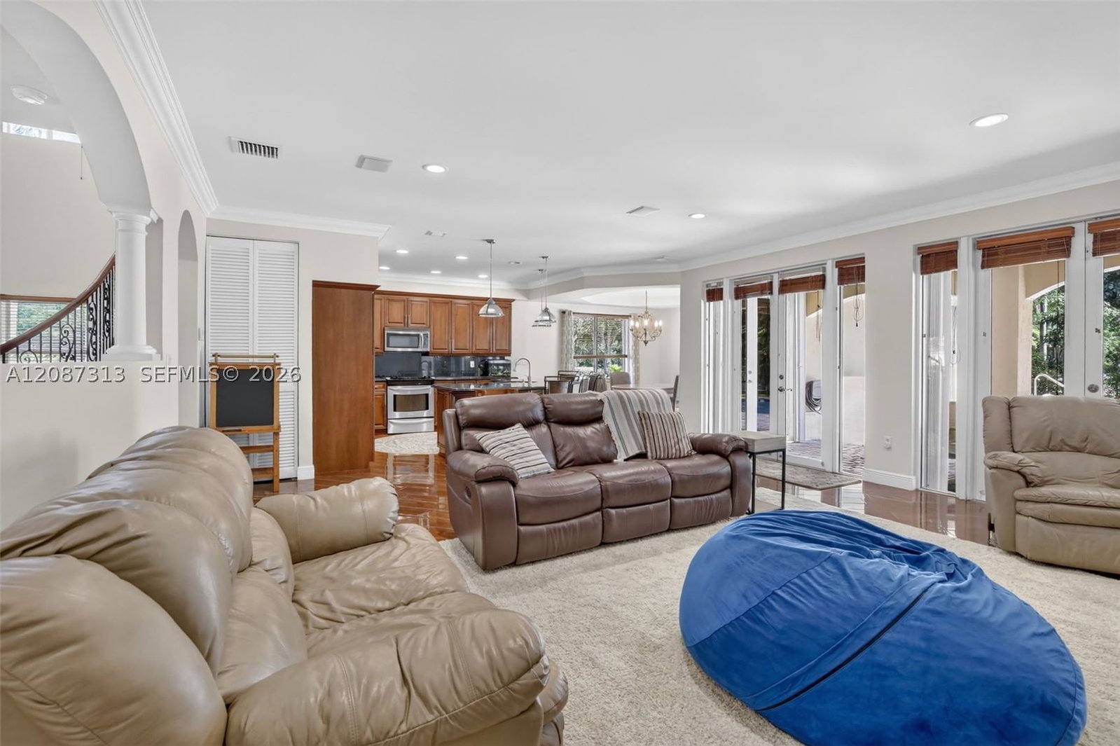 Real estate property located at 8210 Phoenician Court, Broward, Phoenician Cove, Davie, FL