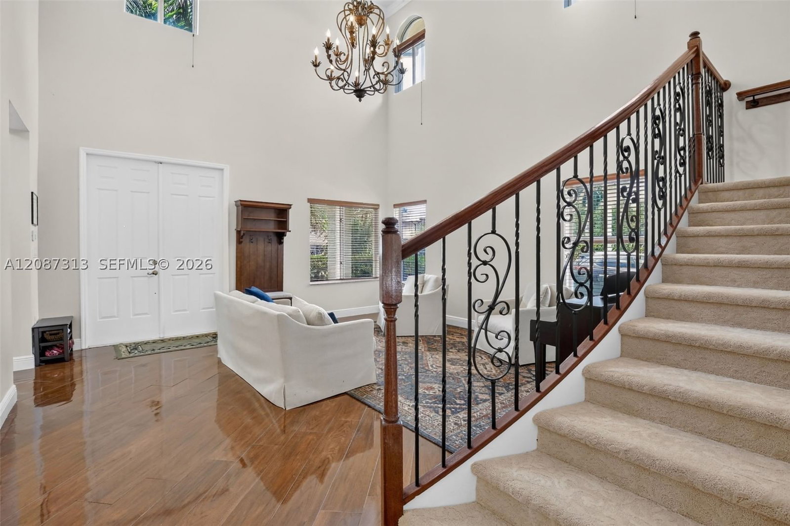 Real estate property located at 8210 Phoenician Court, Broward, Phoenician Cove, Davie, FL
