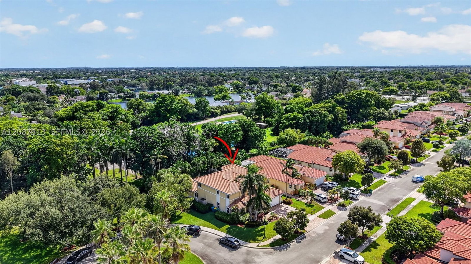 Real estate property located at 8210 Phoenician Court, Broward, Phoenician Cove, Davie, FL