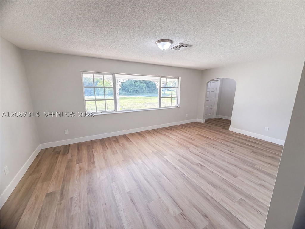 Real estate property located at 6501 Fort Pierce Blvd, St Lucie, Lakewood Park Unit 7, Fort Pierce, FL