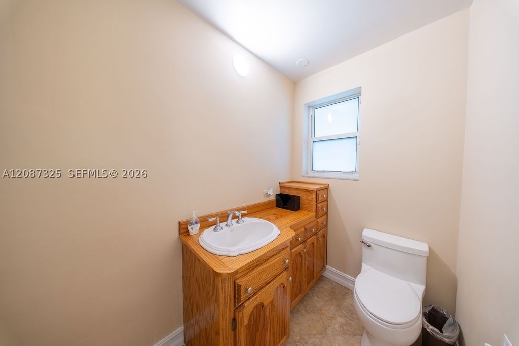 Real estate property located at 4391 77th Ave, Broward, Newmans Survey, Davie, FL