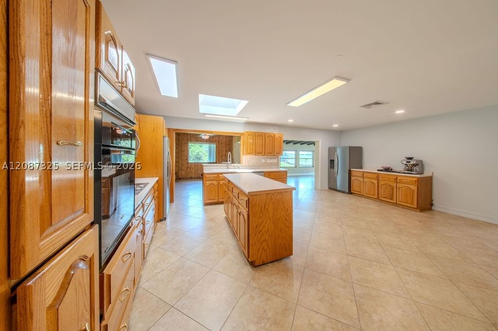 Real estate property located at 4391 77th Ave, Broward, Newmans Survey, Davie, FL