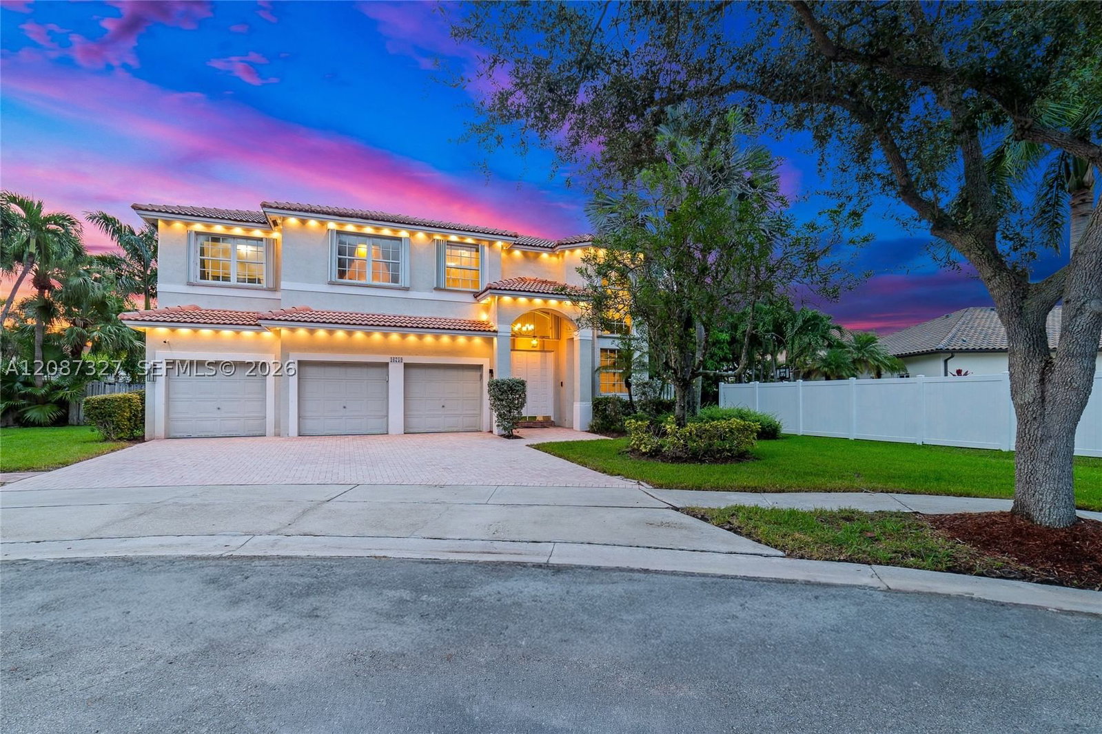 Real estate property located at 16759 15th St, Broward, Pembroke Isles 1, Pembroke Pines, FL