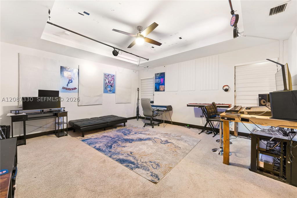 Real estate property located at 16025 136th Ter, Miami-dade, Crestview West, Miami, FL