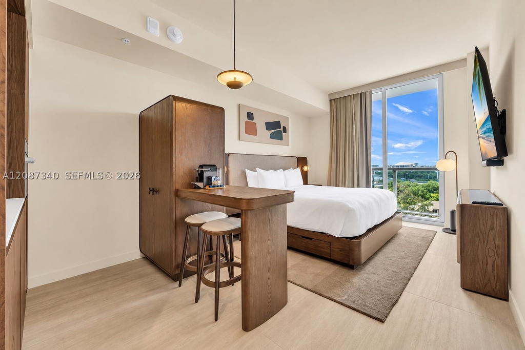 Real estate property located at 1611 2nd ave #605, Miami-dade, Holleman Park, Miami, FL