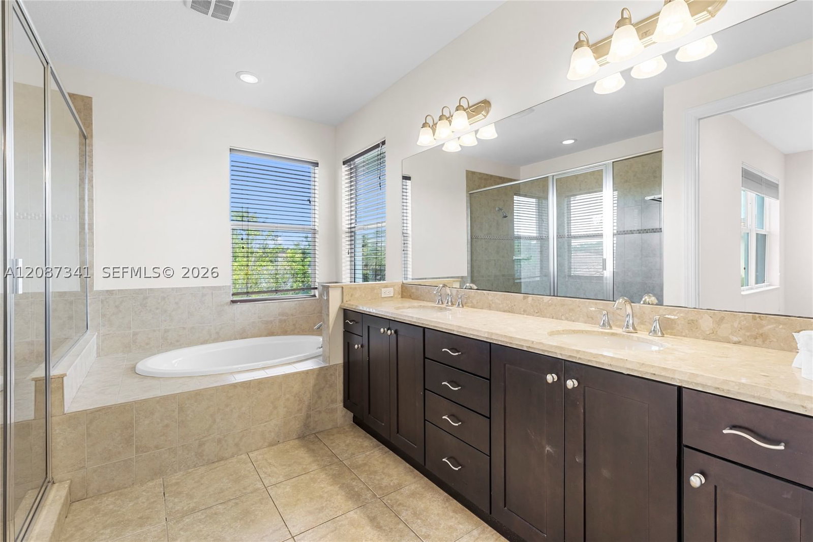 Real estate property located at 11925 82nd St, Broward, Heron Bay North Plat 3, Parkland, FL