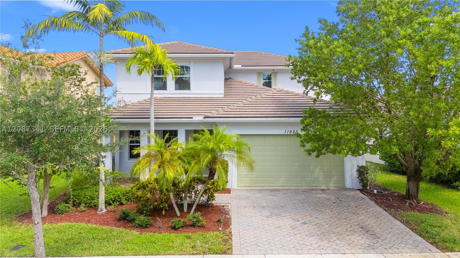 Real estate property located at 11925 82nd St, Broward, Heron Bay North Plat 3, Parkland, FL