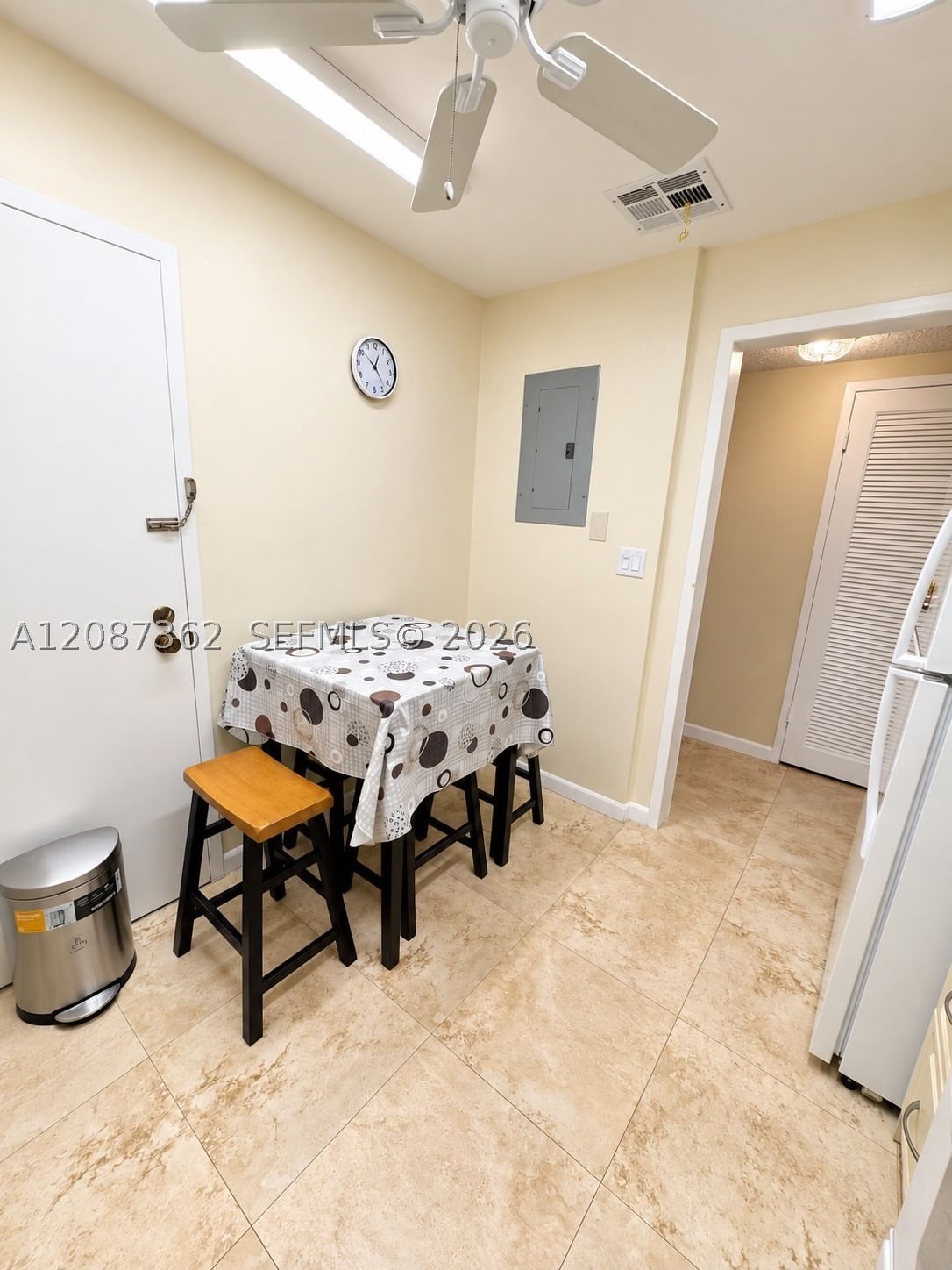 Real estate property located at 3725 Ocean Dr #1606, Broward, Sea Air Towers Condo, Hollywood, FL
