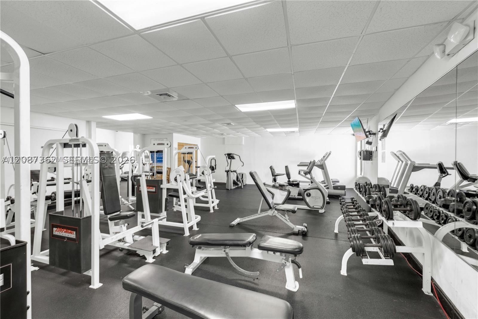 Real estate property located at 3725 Ocean Dr #1606, Broward, Sea Air Towers Condo, Hollywood, FL
