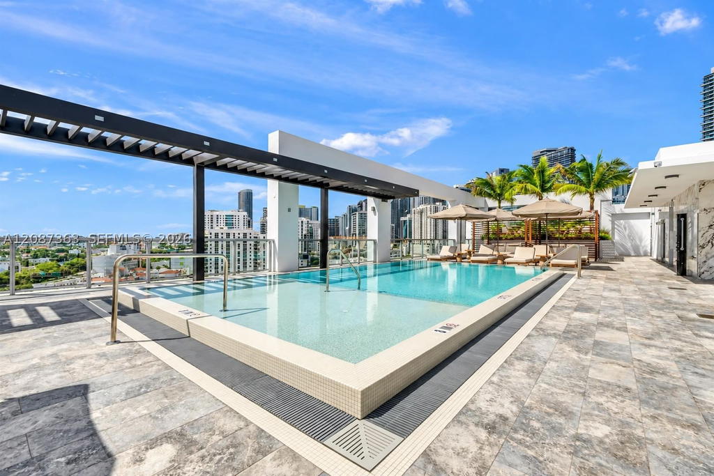 Real estate property located at 1621 2nd Ave #613, Miami-dade, Holleman Park, Miami, FL