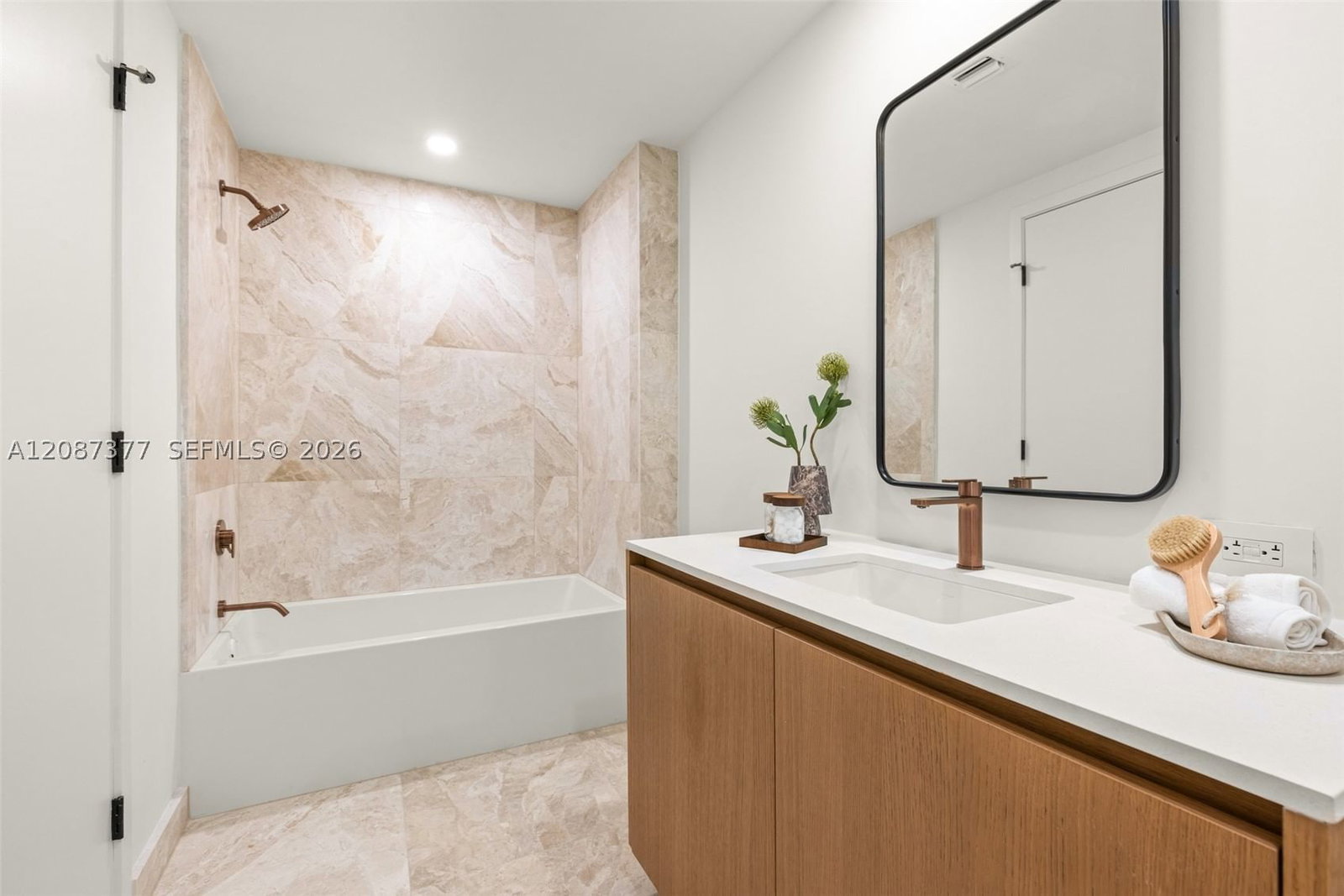Real estate property located at 1176 97th St #201, Miami-dade, The Well Bay Harbor, Bay Harbor Islands, FL