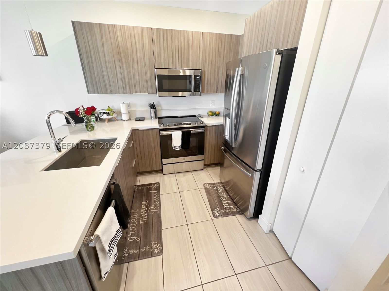 Real estate property located at 6416 NW 102nd Ct #304, Miami-dade, Landmark At Doral Condo N, Doral, FL