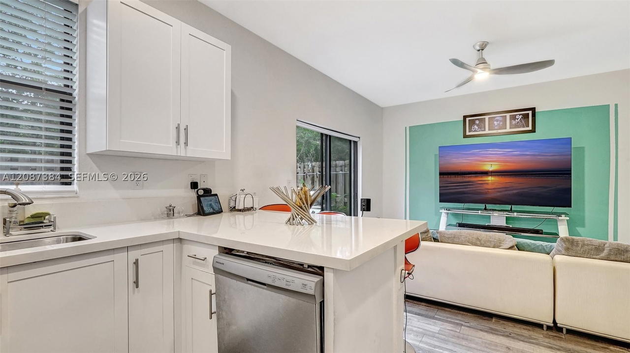 Real estate property located at 20725 2nd Ct, Miami-dade, Via Ventura Neighborhood, Miami, FL
