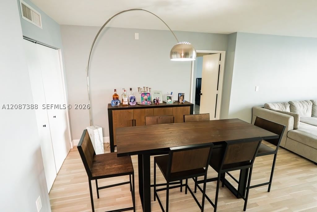 Real estate property located at 3701 Country Club Dr #1807, Miami-dade, Flamenco Condo Tower Ii, Aventura, FL
