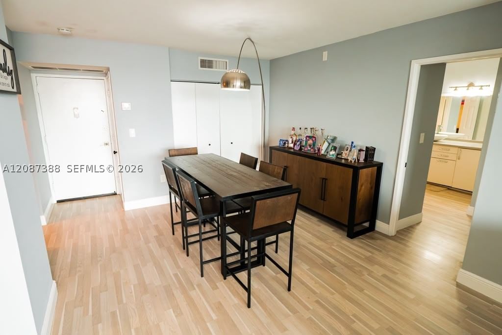 Real estate property located at 3701 Country Club Dr #1807, Miami-dade, Flamenco Condo Tower Ii, Aventura, FL