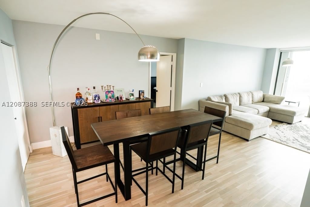 Real estate property located at 3701 Country Club Dr #1807, Miami-dade, Flamenco Condo Tower Ii, Aventura, FL