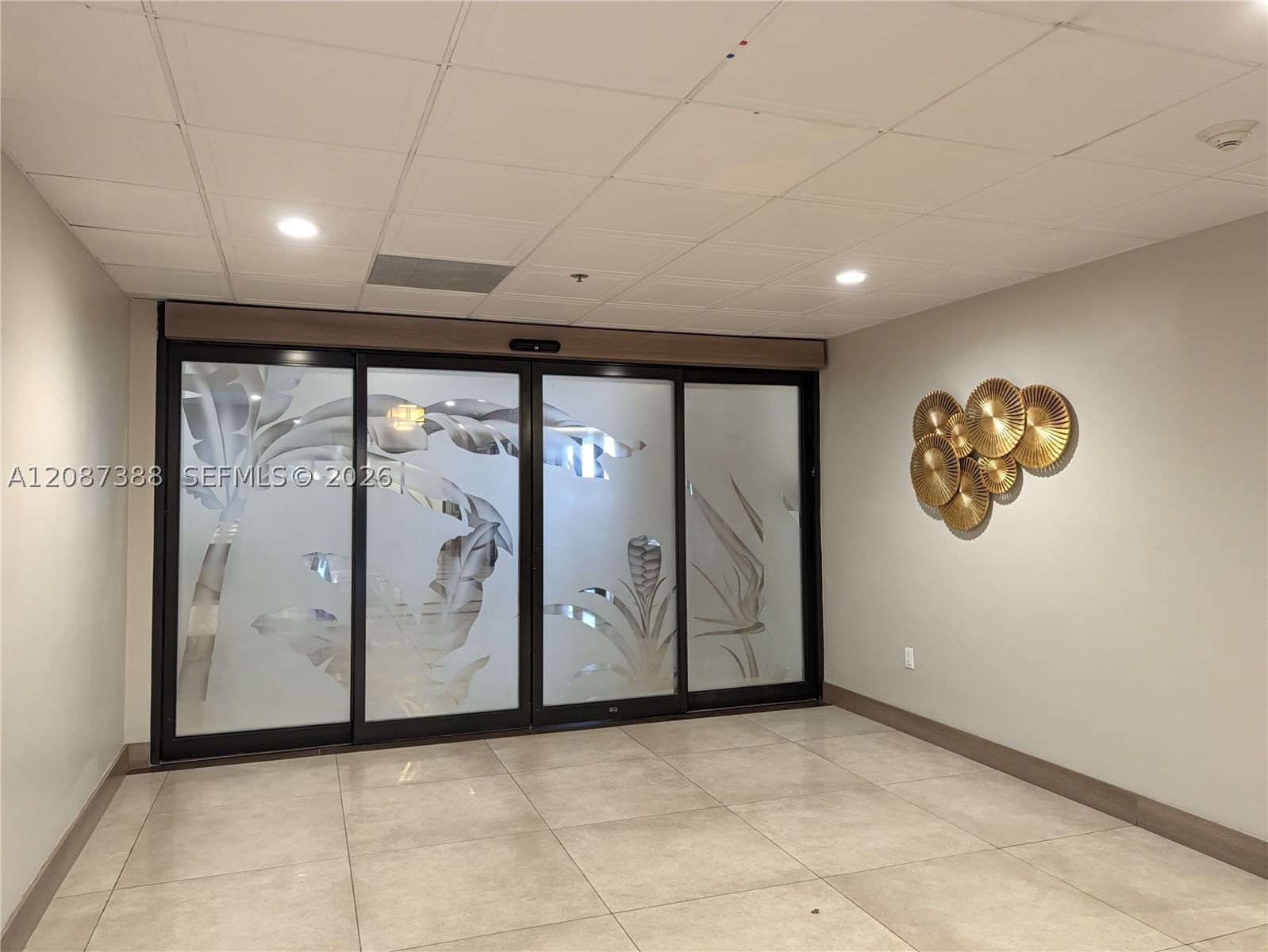 Real estate property located at 3701 Country Club Dr #1807, Miami-dade, Flamenco Condo Tower Ii, Aventura, FL