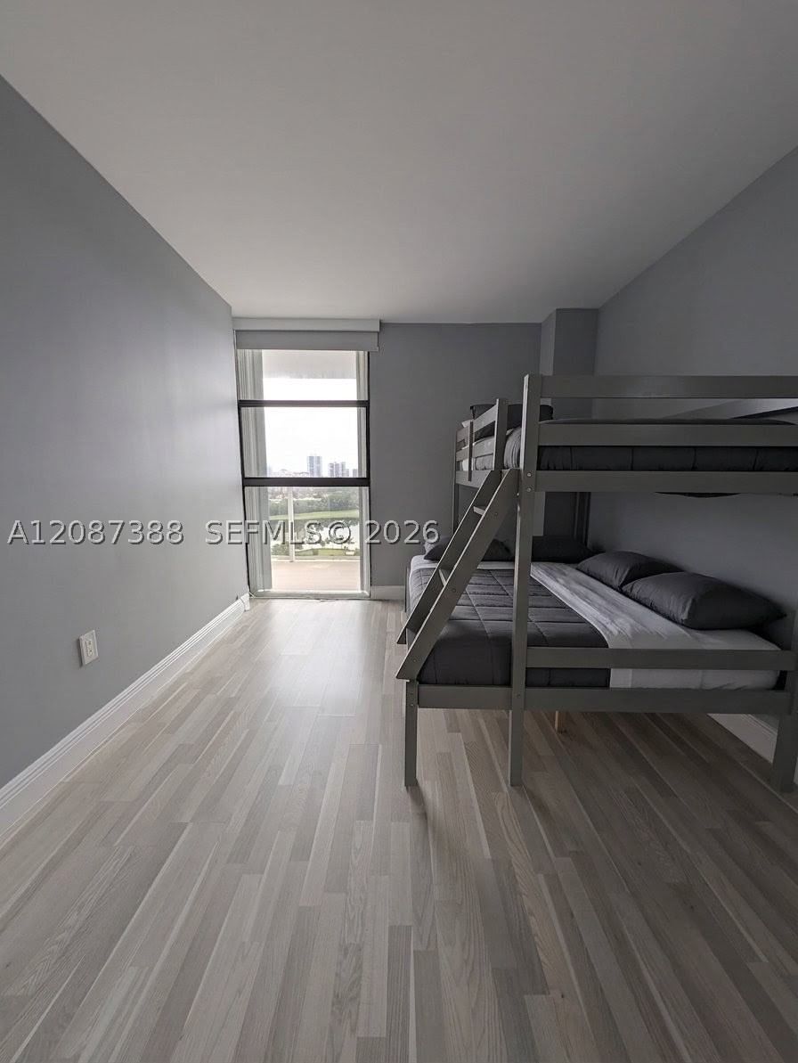 Real estate property located at 3701 Country Club Dr #1807, Miami-dade, Flamenco Condo Tower Ii, Aventura, FL