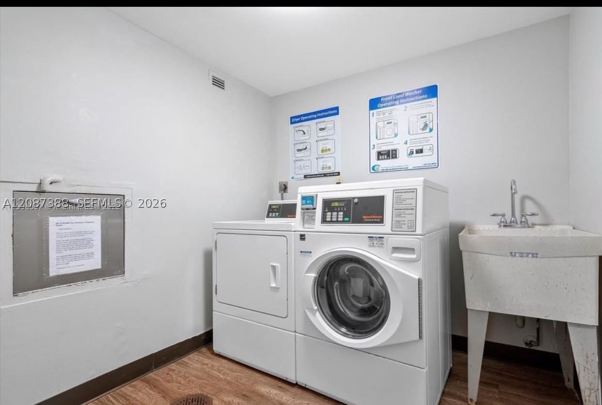 Real estate property located at 3701 Country Club Dr #1807, Miami-dade, Flamenco Condo Tower Ii, Aventura, FL