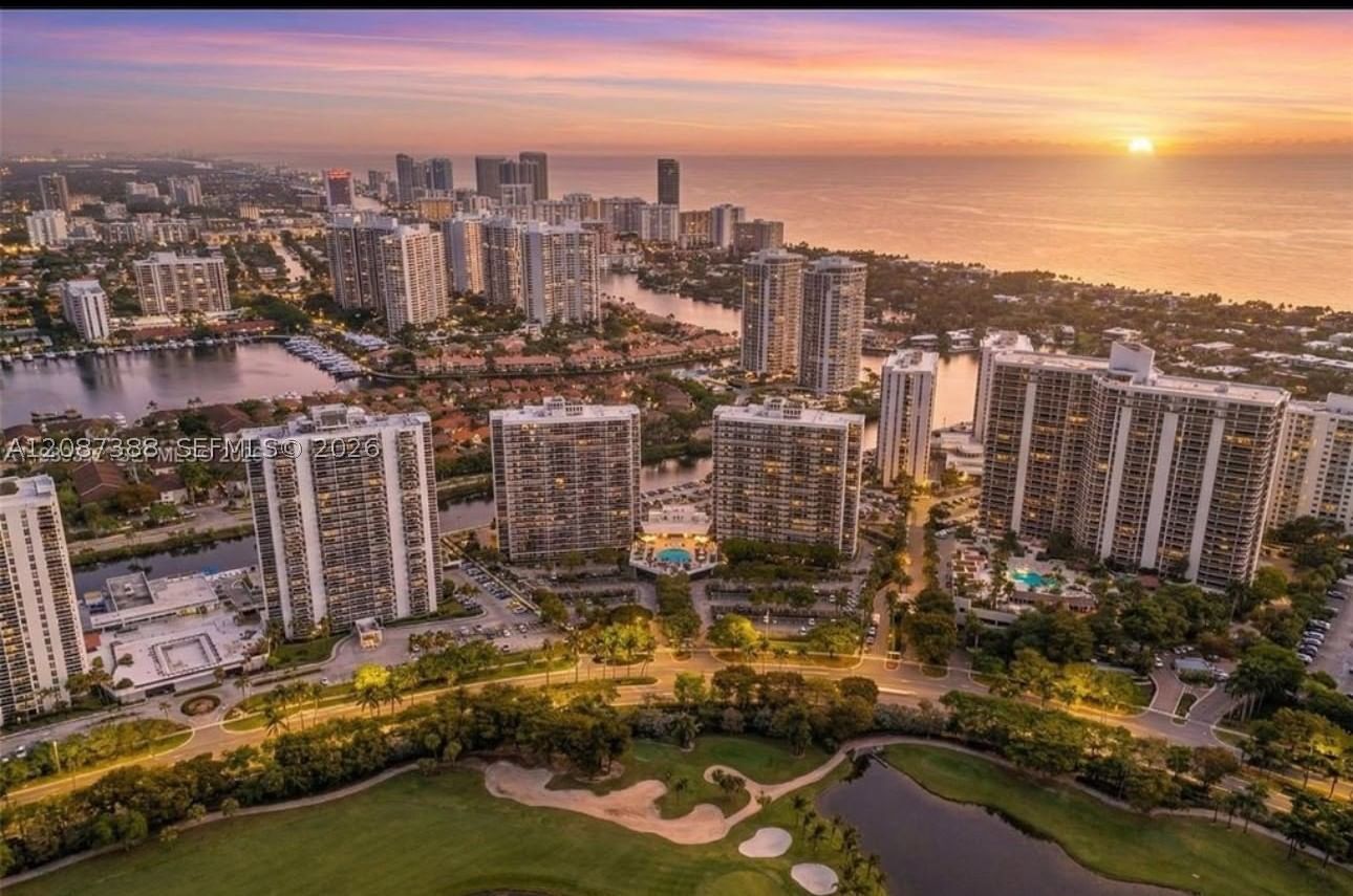 Real estate property located at 3701 Country Club Dr #1807, Miami-dade, Flamenco Condo Tower Ii, Aventura, FL